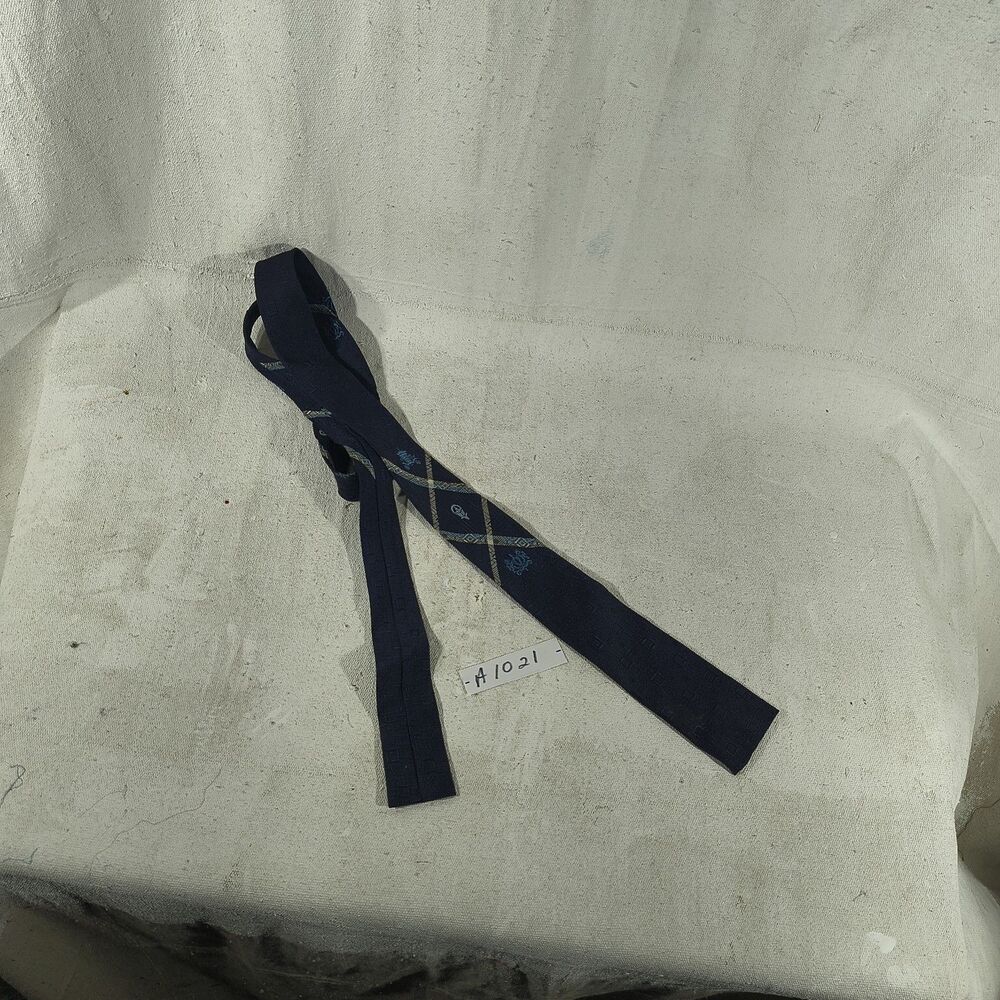 Vintage Mens Navy Tie With Vintage Design 56" Long.  And 2.25" Wide